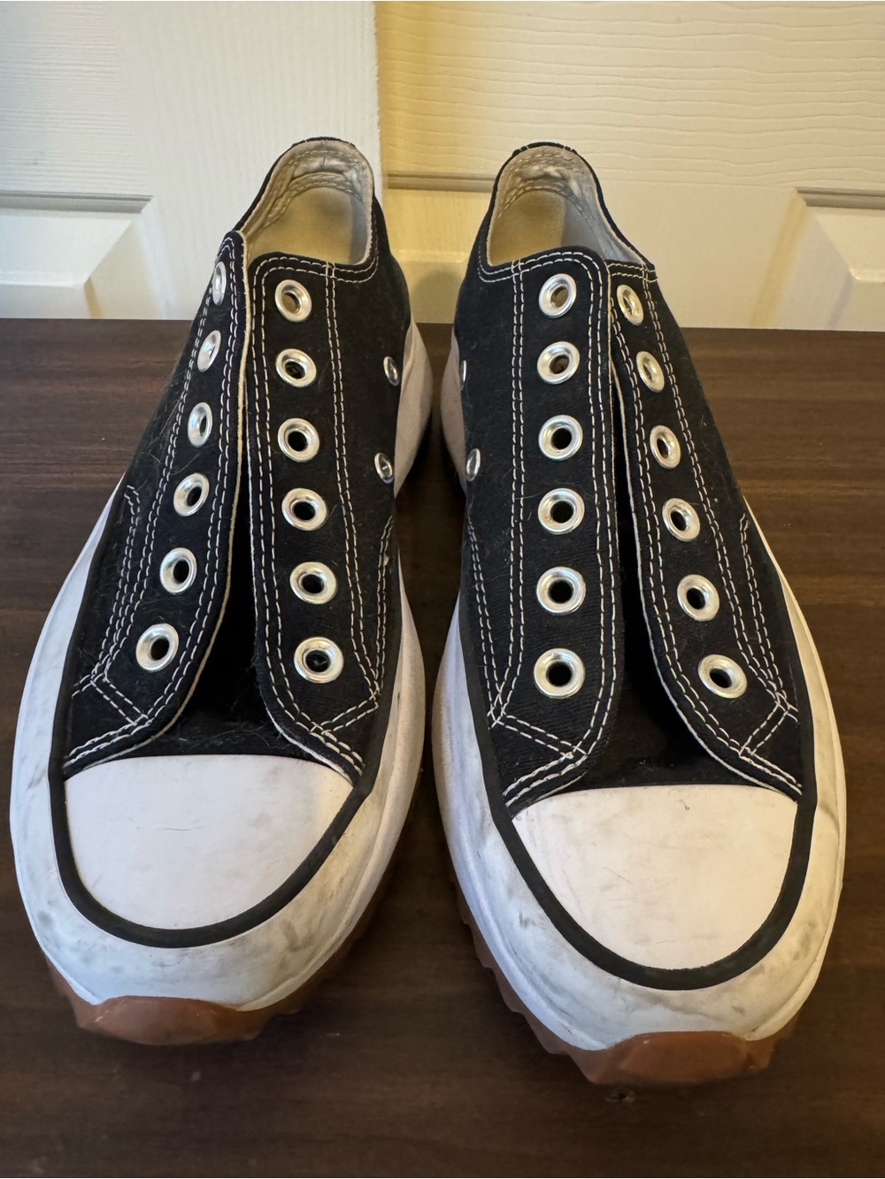 Platform Converse Black/White Chuck Taylors Women’s Size 7